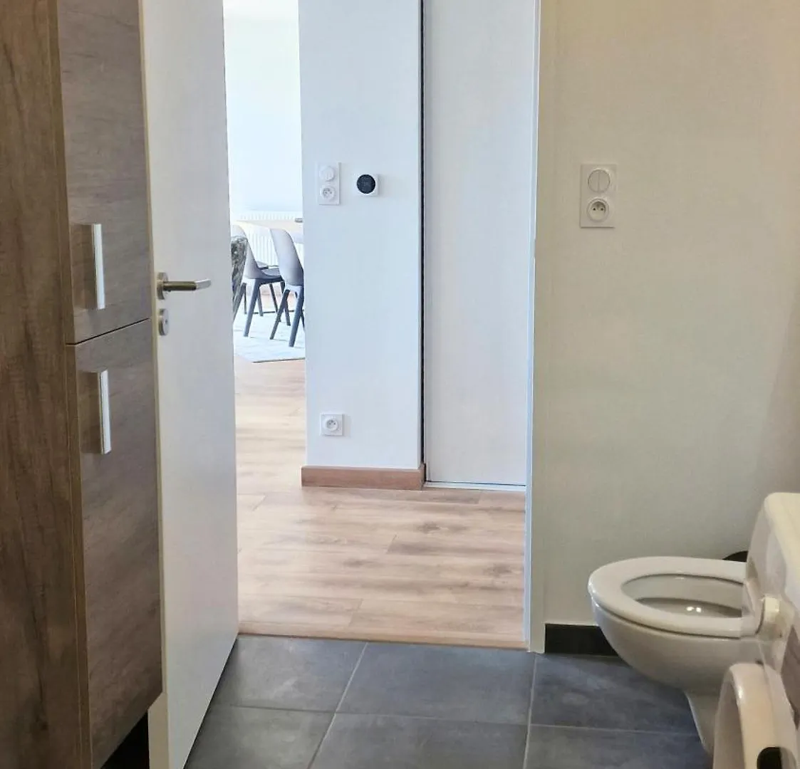 Appartement Moderne, Hyper-Centre, 2Km Des Plages Fouesnant 0*,  Frankrike